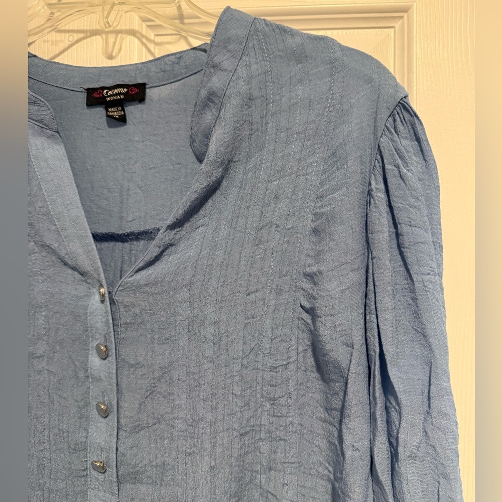 Cocomo Women's Light Blue Blouse size 1x Pre-owned - Picture 6 of 6